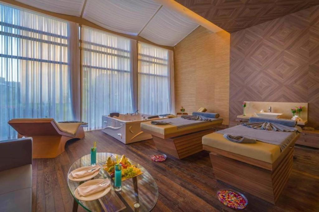 Concorde Luxury Resort & Casino & Convention & Spa Famagusta (Northern Cyprus) Buitenkant foto